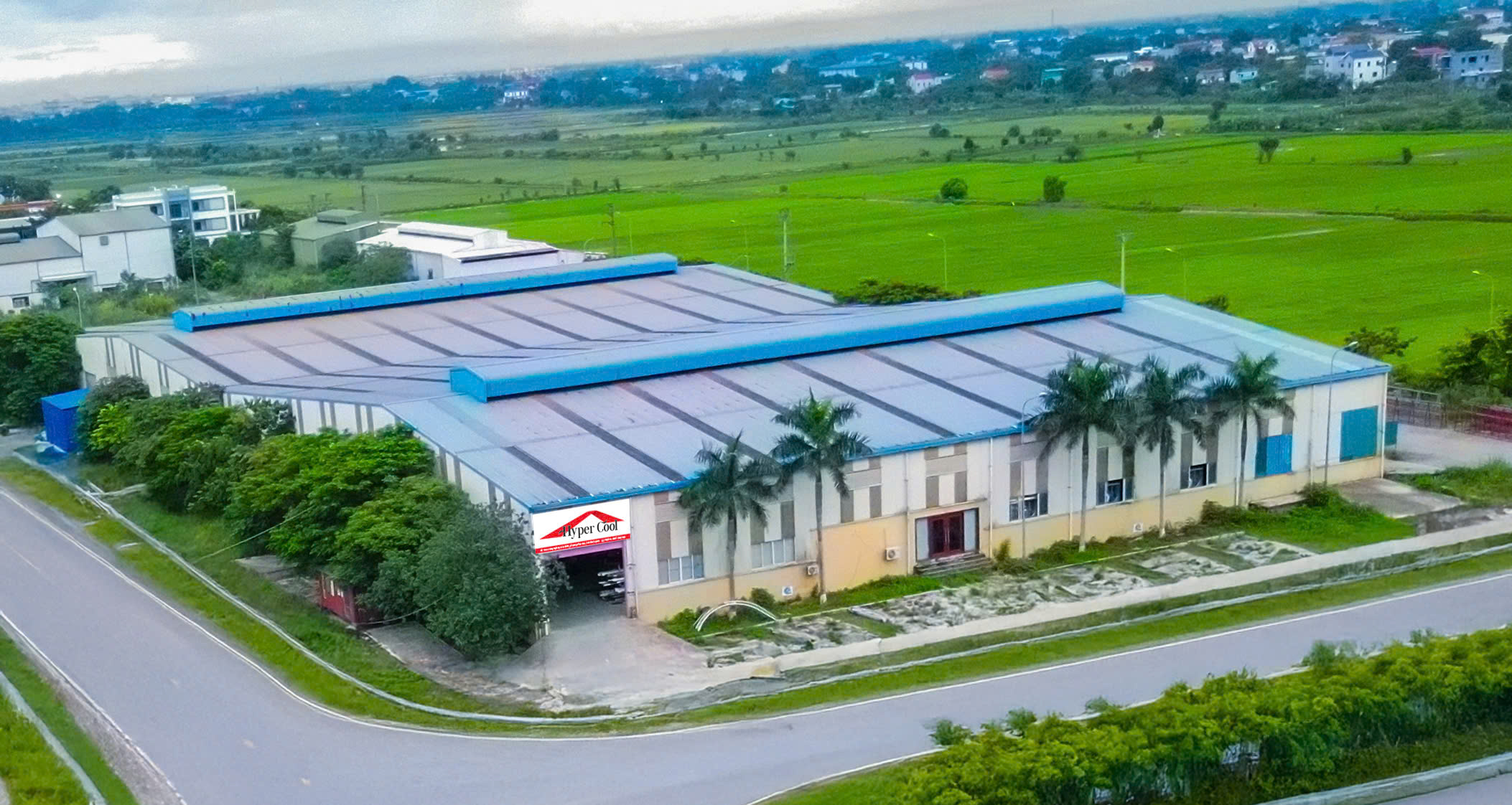 Nhà máy sản xuất tôn mát hypercool