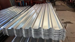 So sánh tôn mát Hyper Cool và tôn lạnh truyền thống